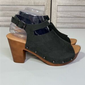 TORRID (Insider Collection) Genuine Leather Wood Peep Toe Heels Black/Tan-9